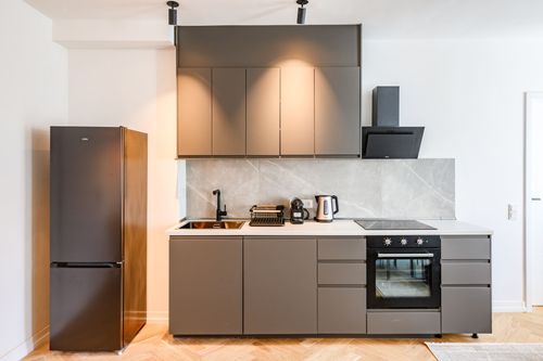 Schönhauser Allee 69 - Hochwertig ausgestattetes Apartment für anspruchsvolle Mieter